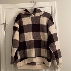 American Eagle plaid pullover